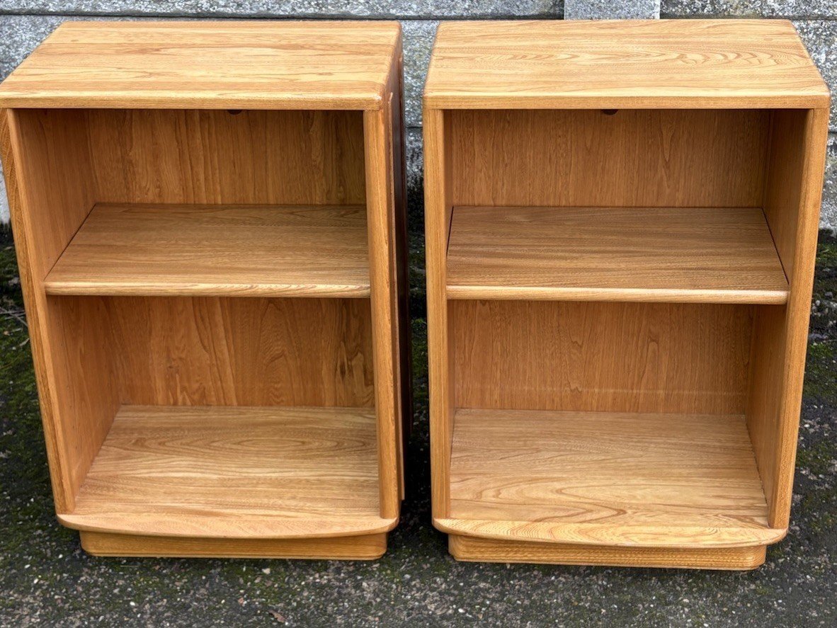 s-l1600-702.jpg FINE PAIR OF ERCOL BEDSIDE CABINETS STANDS - Image 1