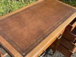 SUPERB SMALL OAK ARTS AND CRAFTS WRITING DESK 2 MAN - Image 2