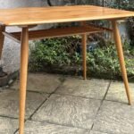 STUNNING ERCOL BREAKFAST TABLE