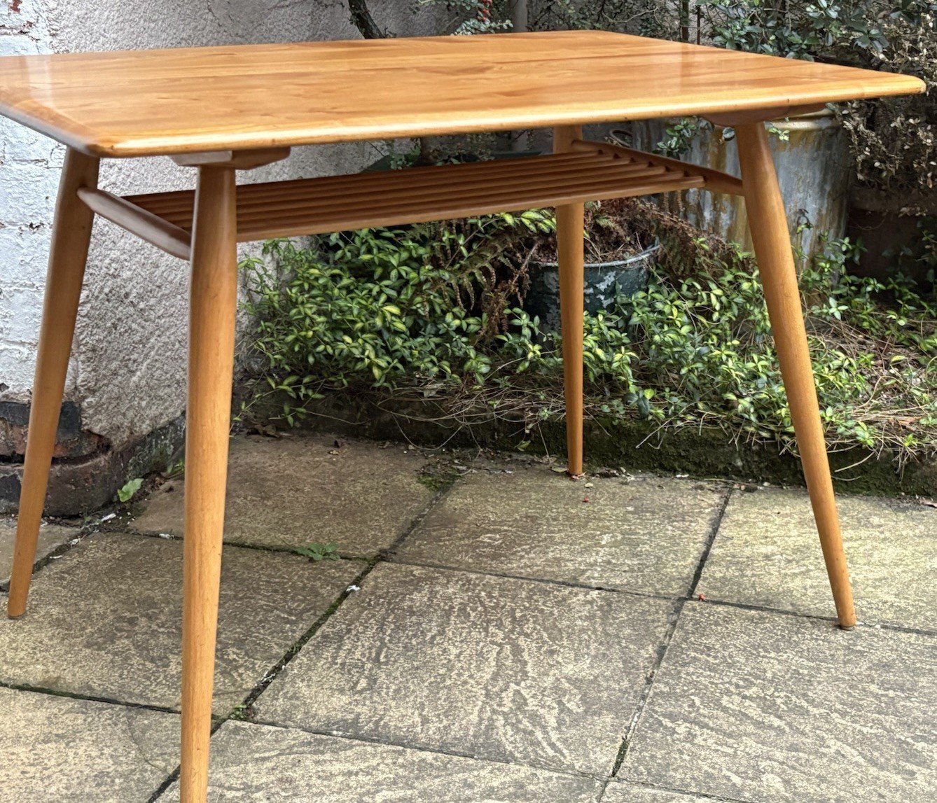 s-l1600-722.jpg STUNNING ERCOL BREAKFAST TABLE - Image 1