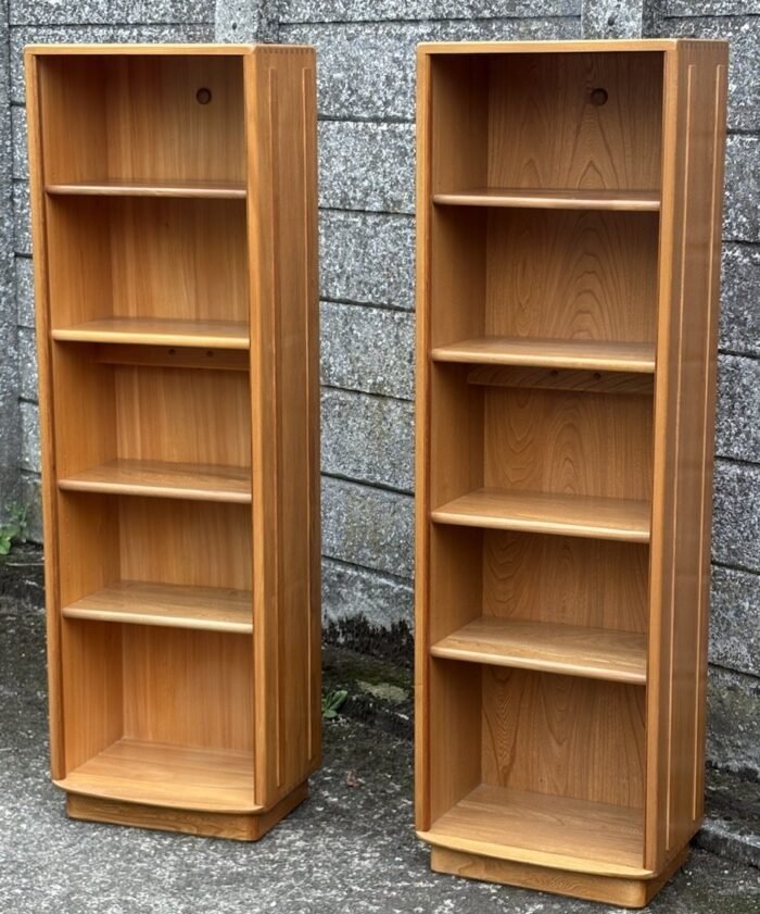 STUNNING RARE SLIM ERCOL WINDSOR BOOKCASE - Image 2