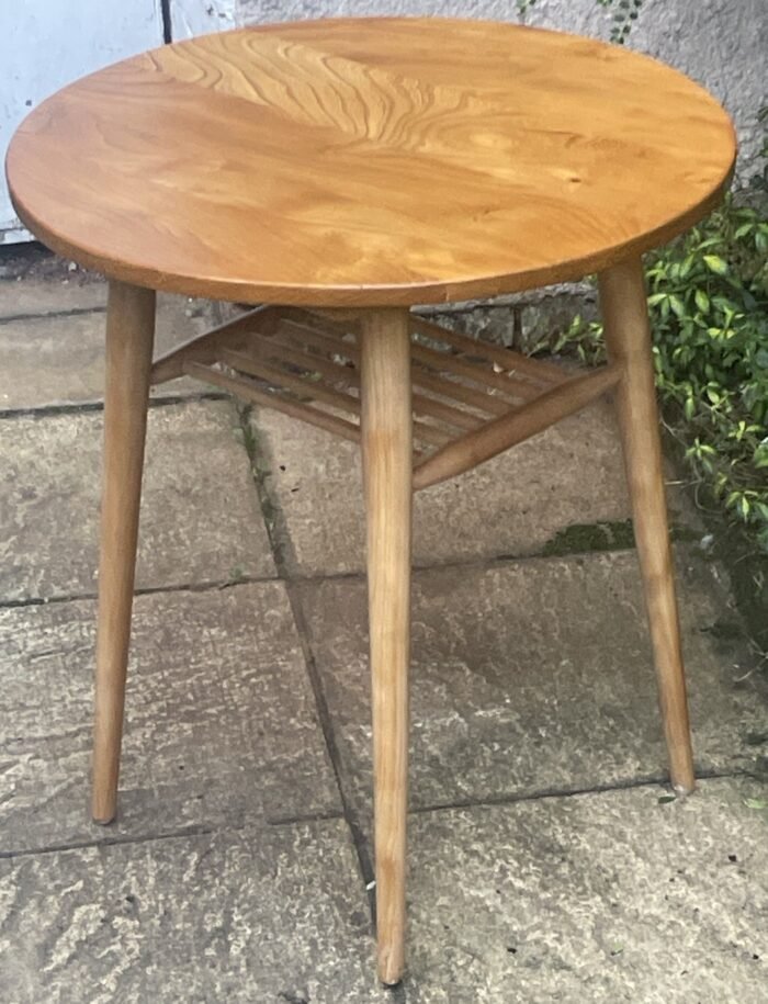 SUPERB RETRO ERCOL BISTRO TABLE RARE & UNIQUE - Image 4