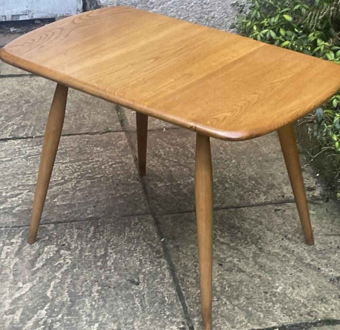 SUPERB RETRO ERCOL 748 COFFEE TABLE - Image 3