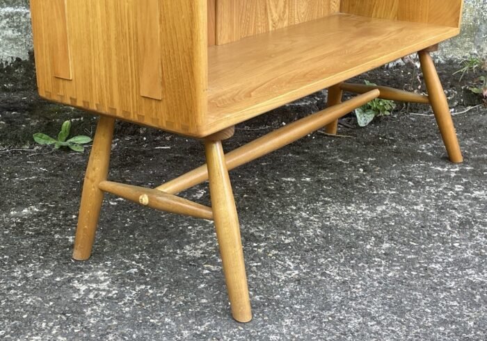 RARE MINT ERCOL BESPOKE WRITING BUREAU DESK CABINET BOOKCASE - Image 4