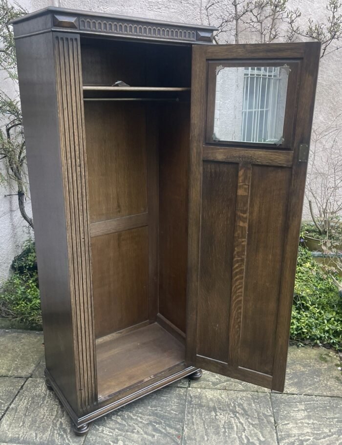 Carved Solid Oak Arts & Crafts Hall Wardrobe - Image 4