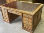 Victorian Arts & Crafts Oak Partners Desk