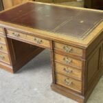 Victorian Arts & Crafts Oak Partners Desk