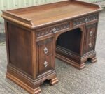 Superb Arts & Crafts Solid Oak Writing Desk - Image 2