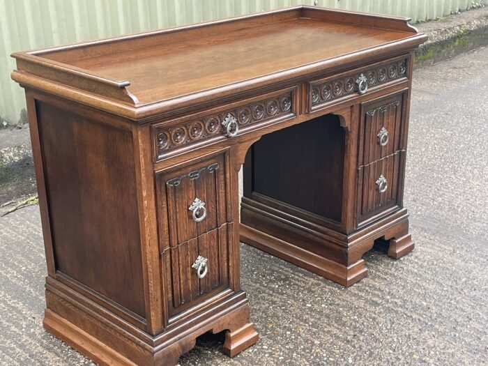 Superb Arts & Crafts Solid Oak Writing Desk - Image 3