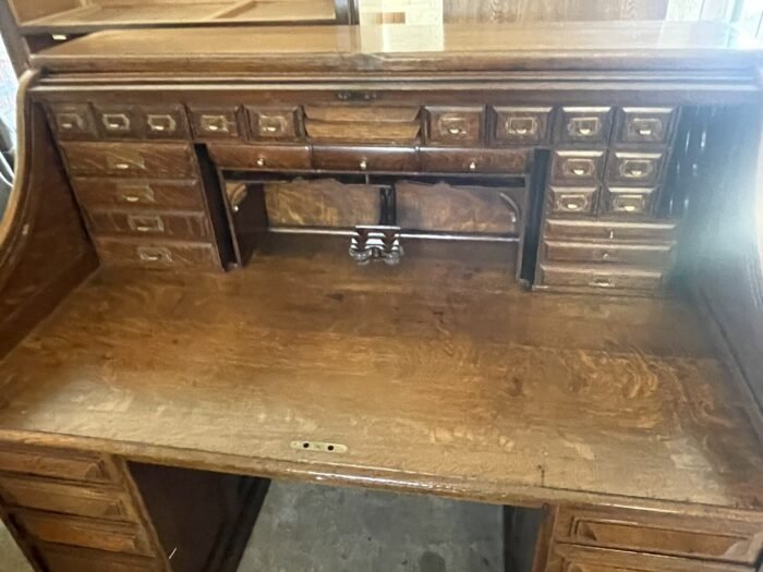 Rare Victorian Arts & Crafts Cutler Oak Roll Top Desk - Image 5