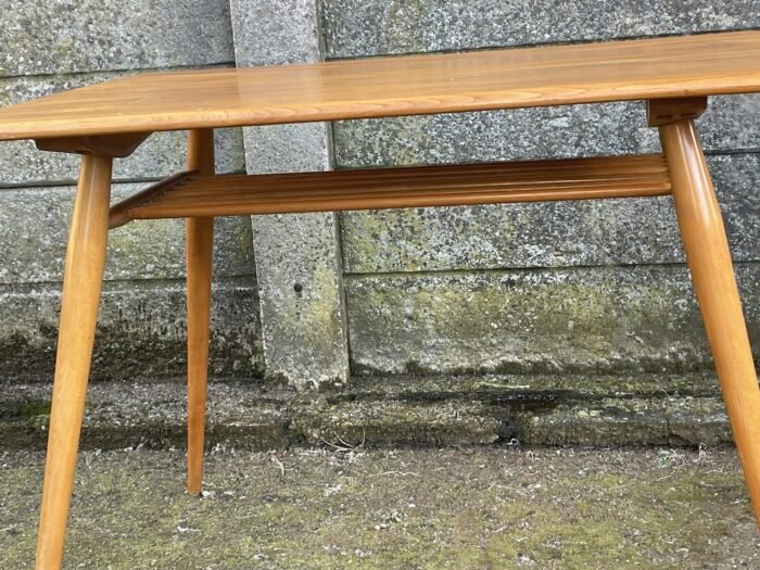 STUNNING ERCOL BREAKFAST TABLE - Image 5