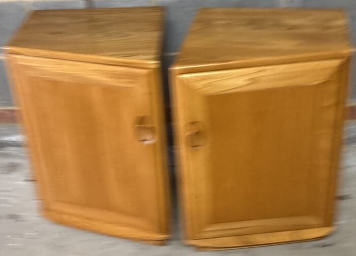 Pair of Modern Ercol Bedside Cabinets Single Door, Clean Condition - Image 2