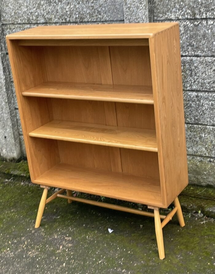 Rare Bespoke Ercol Bookcase - Image 3